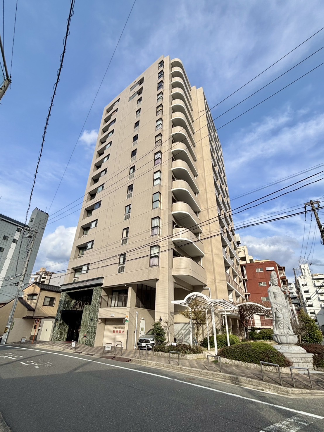<br />
<b>Warning</b>:  Illegal string offset 'alt' in <b>/home/kabu-sakata/www/kabu-sakata.jp3/hiroshima/wp-content/themes/sakata-hiroshima/single-gallery.php</b> on line <b>62</b><br />
h
